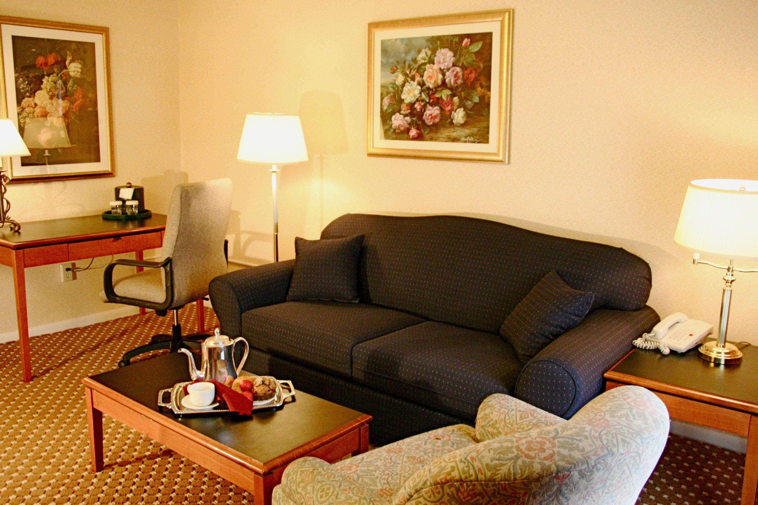 Doubletree Suites By Hilton Mount Laurel Exterior foto