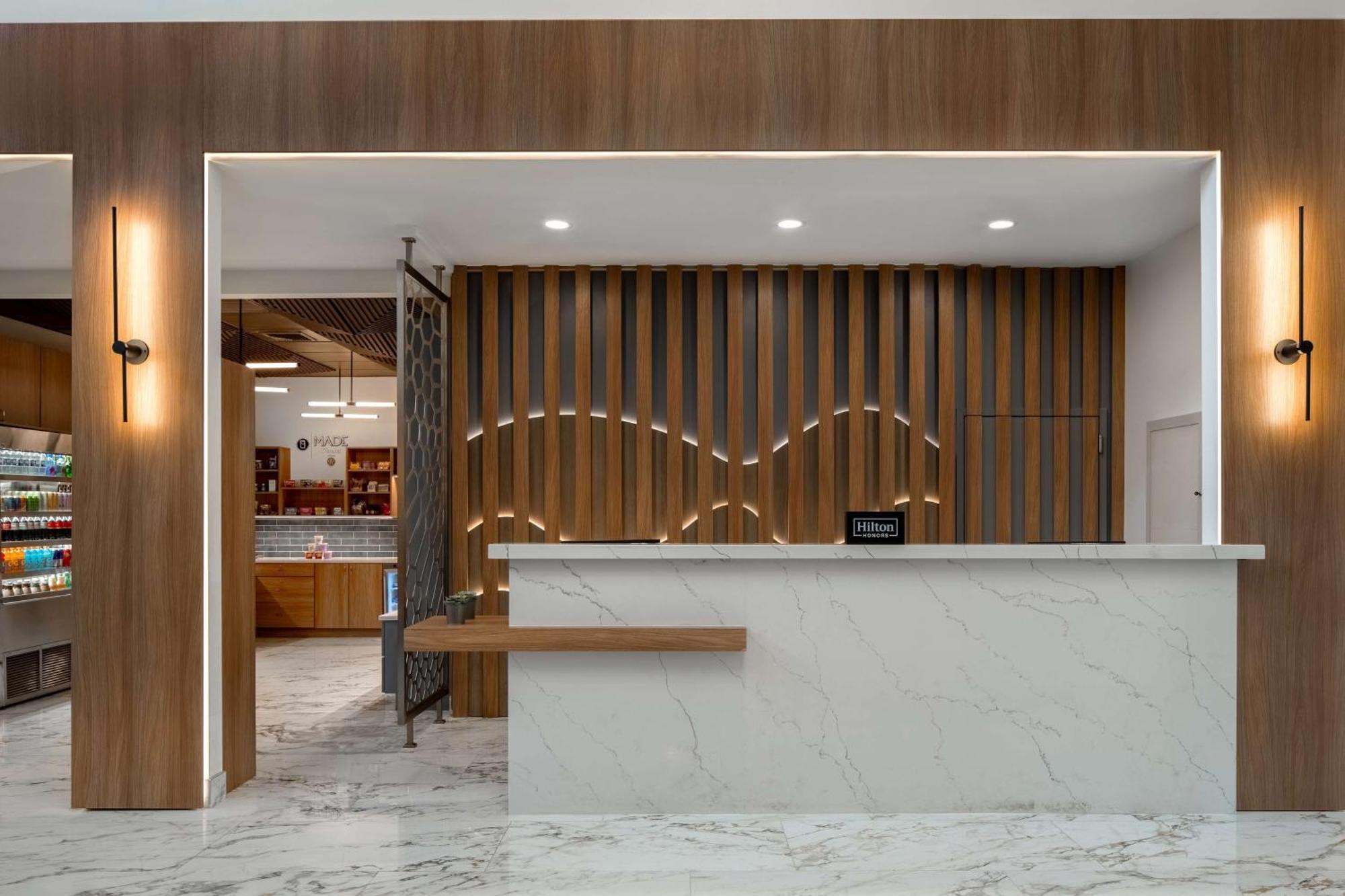 Doubletree Suites By Hilton Mount Laurel Exterior foto
